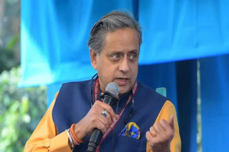 حکومت کی ایران اسرائیل جنگ پر خاموشی بزدلی نہیں بلکہ حکمت عملی ہے؛ ششی تھرور