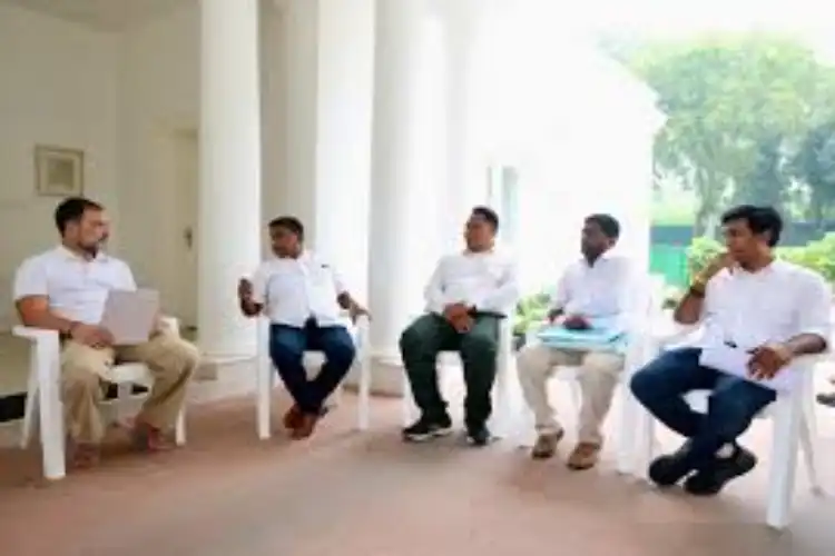 انڈمان کے قبائلی وفد نے راہل گاندھی سے ملاقات کی