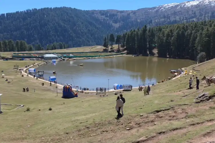 جموں و کشمیر:سناسار وادی میں سیاحوں کی آمد