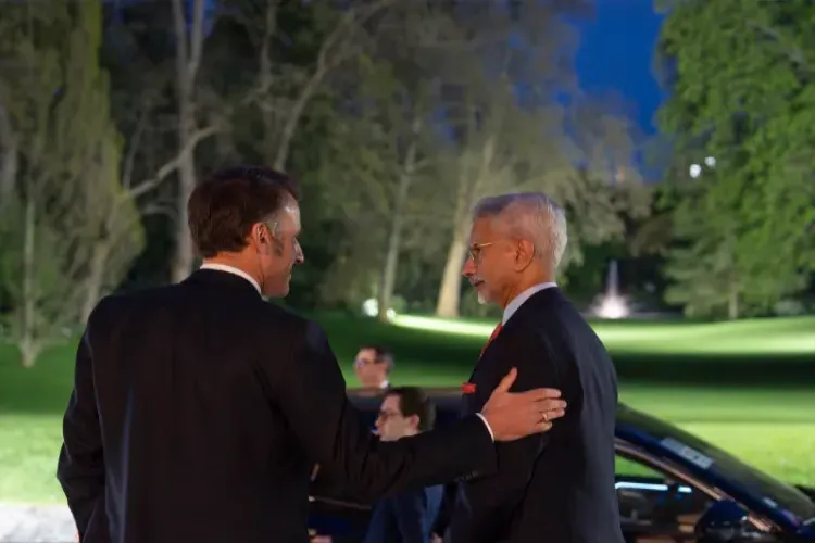 جے شنکر نے فرانسیسی صدر میکرون سے ملاقات کی