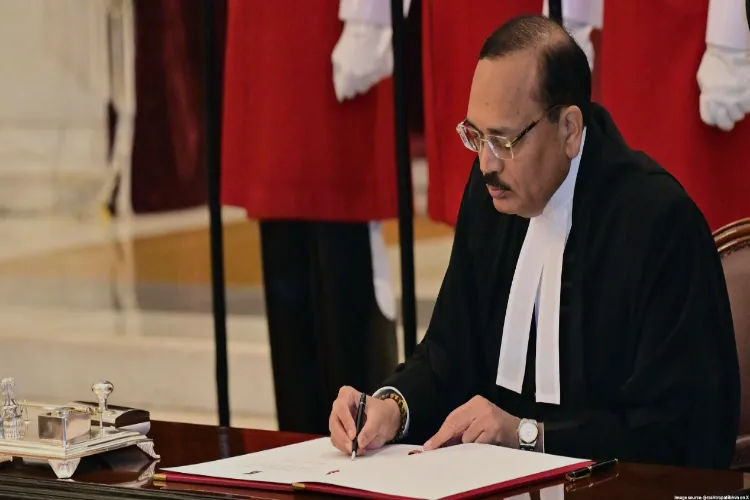 سی جے آئی سوریہ کانت نے تمام ہائی کورٹس کو خط لکھا