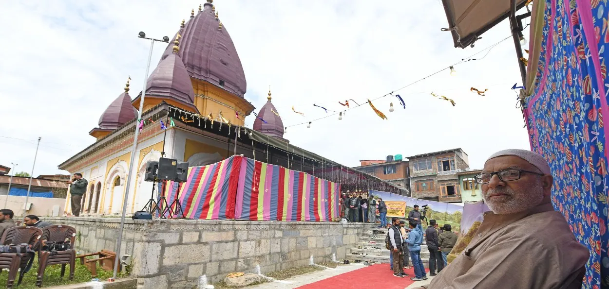 سری نگر:35 سال بعد  دوبارہ کھل گیا تاریخی رگھوناتھ مندر 