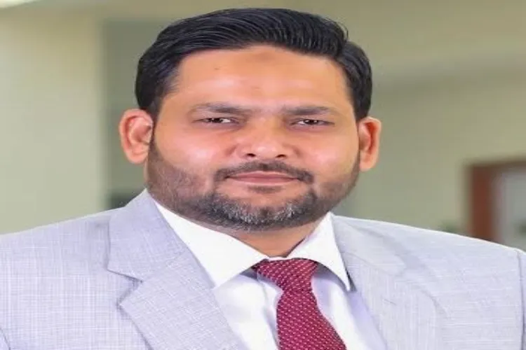 اے ایم یو :عمان میں  اسسٹنٹ پروفیسر ڈاکٹر لمے بن صابر کو بین الاقوامی کانفرنس میں بہترین مقالہ ایوارڈ 