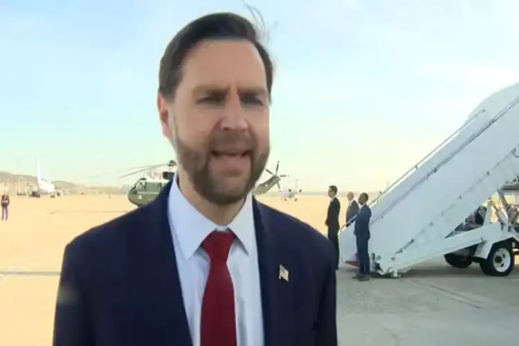 امید ہے کہ ایران کے ساتھ گفتگو مثبت سمت میں آگے بڑھے گی: امریکی نائب صدر