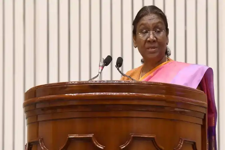 صدر جمہوریہ ایمس راجکوٹ کا دورہ کریں گی