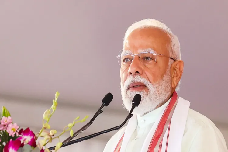 ملک پارلیمنٹ میں خواتین کو بااختیار بنانے کی سمت ایک تاریخی قدم اٹھانے کے لیے پوری طرح تیار ہے: مودی