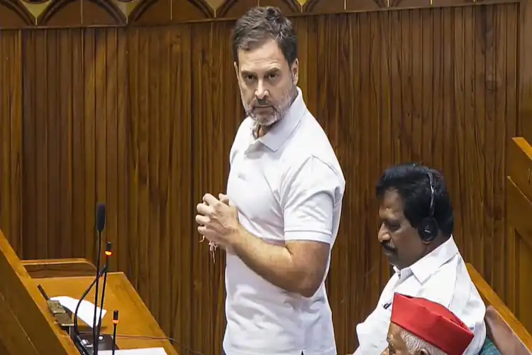 ملک کے انتخابی نقشے کو تبدیل کرنے کی کوشش کو ناکام کریں گے: راہل گاندھی