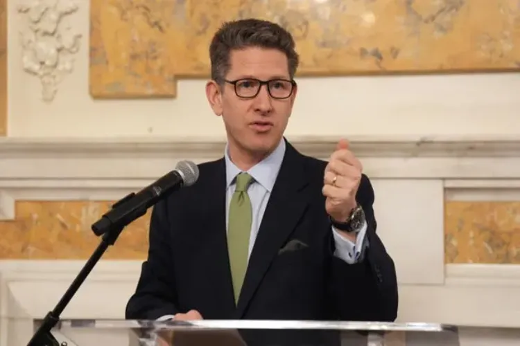 برطانیہ نے ہرمز سیکیورٹی اقدام کے لیے 'وسیع پیمانے پر فوجی تعاون' کا وعدہ کیا: برطانیہ کے ایلچی