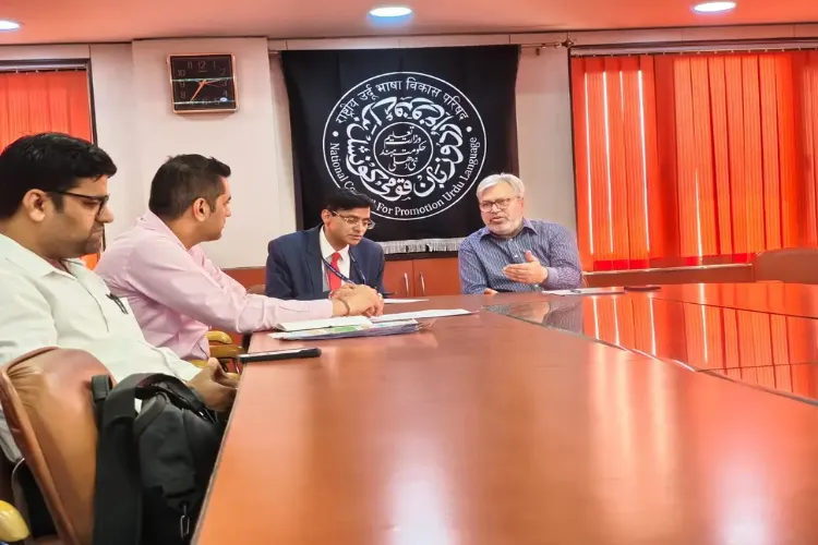 قومی اردو کونسل میں اے آئی پر مبنی لسانی ٹیکنالوجی کے ذریعے فروغِ اردو کے امکانات پر اہم میٹنگ