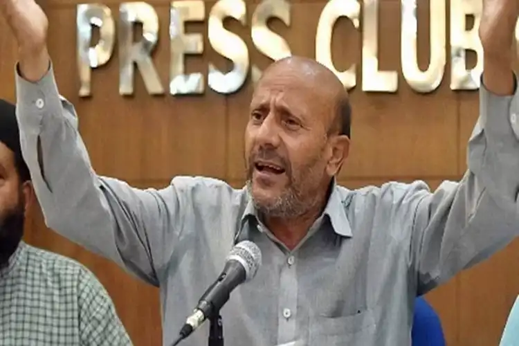 انجینئر رشید کے والد کا انتقال، عمر عبداللہ اور محبوبہ مفتی کی تعزیت