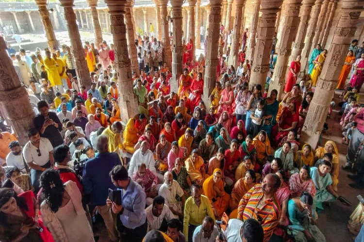 بھوجشالہ: مسلمان گھروں میں جمعہ پڑھیں گے، احتجاج کریں گے