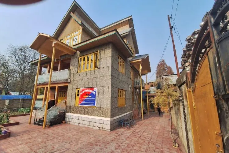 جموں و کشمیر: منشیات کی اسمگلنگ سے منسلک 2 کروڑ روپے کی جائیداد ضبط