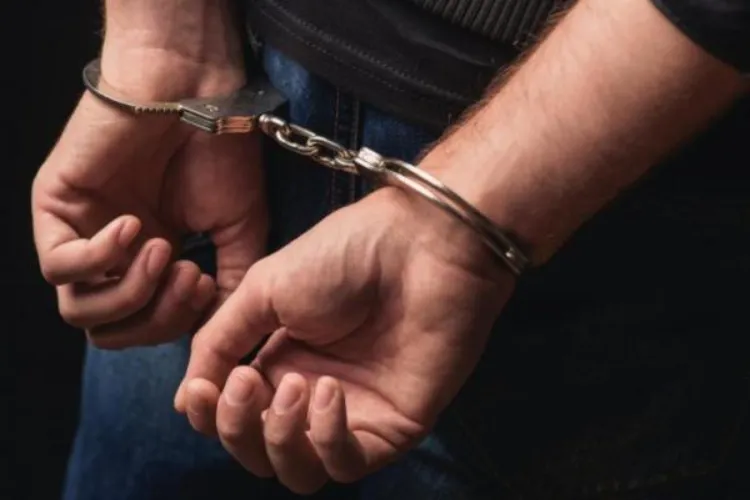 ہاپوڑ : کپڑا تاجر سے 16 لاکھ روپے کی لوٹ، 3 گرفتار