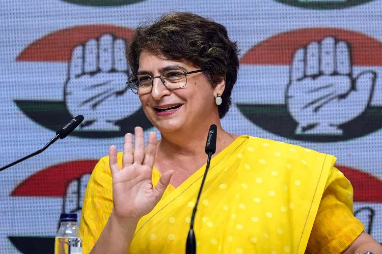 پرینکا گاندھی نے کیرالہ کی مفت بس سروس کی ستائش کی