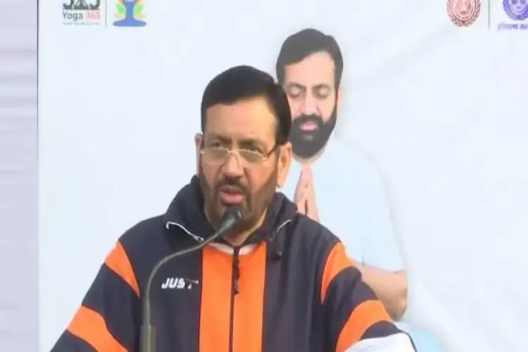 یہ فخر کی بات ہے کہ دنیا یوگا سے جڑ رہی ہے: سینی