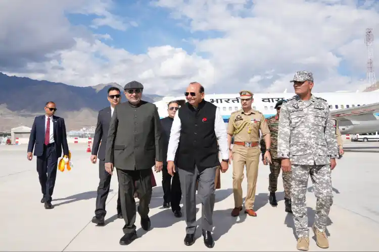 نائب صدر رادھا کرشنن لداخ پہنچے