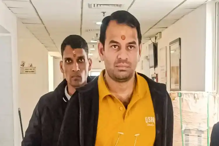 جان سے مارنے کی سازش: تیج پرتاپ نے  شکایت درج کرائی