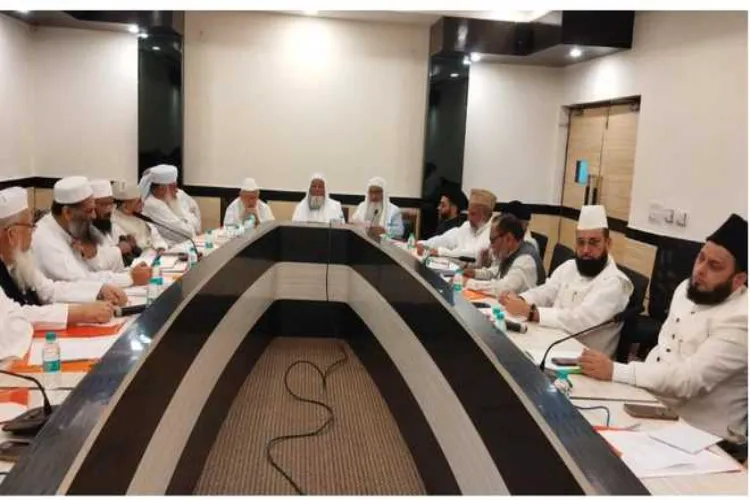 مسلم پرسنل لا بورڈکا مساجد و مدارس کے انہدام پر تشویش کا اظہار