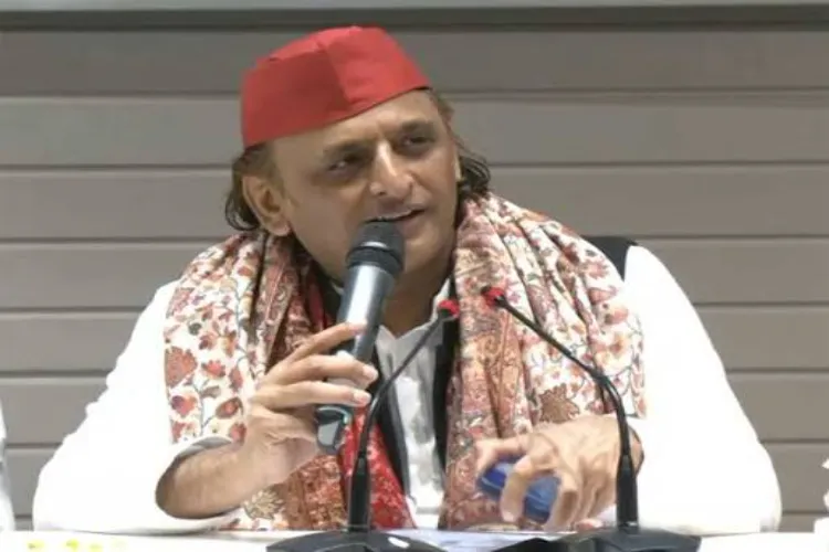 اکھلیش یادو نے بی جے پی کو نشانہ بنایا