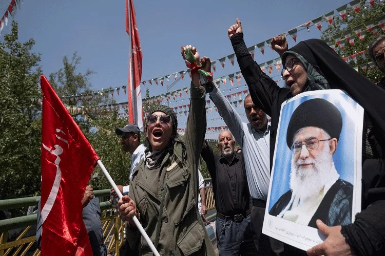  فلسطینی حمایت کی وجہ سے آیت اللہ خامنہ ای کو شہید کیا گیا۔ حوثی رہنما کا دعویٰ