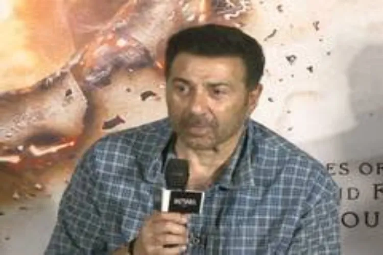 سمراٹ اشوک پر فلم بنانا چاہتا ہوں، دونوں بیٹوں کو بھی متعارف کر سکتا ہوں: سنی دیول
