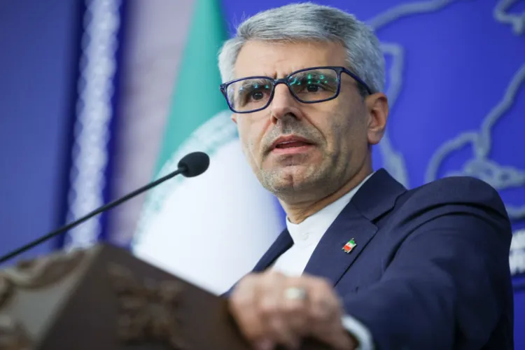 آبنائے ہرمز اب بھی بند، ایران کا دوٹوک مؤقف