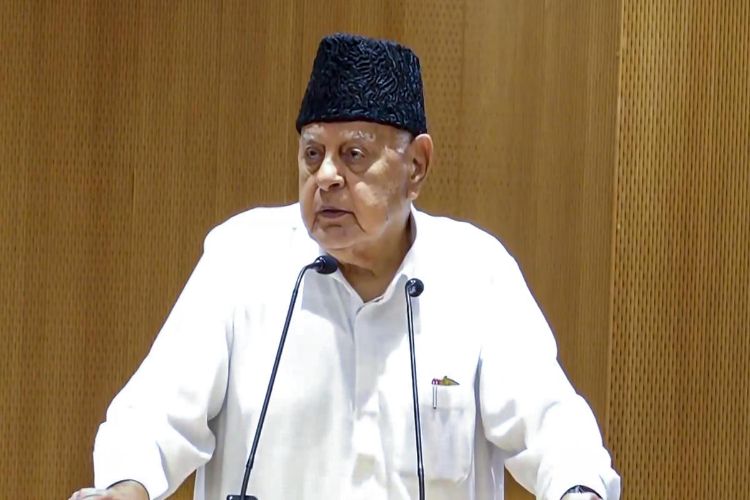 آرٹیکل 370 کی بحالی تک احتجاج جاری رہے گا: فاروق عبداللہ 