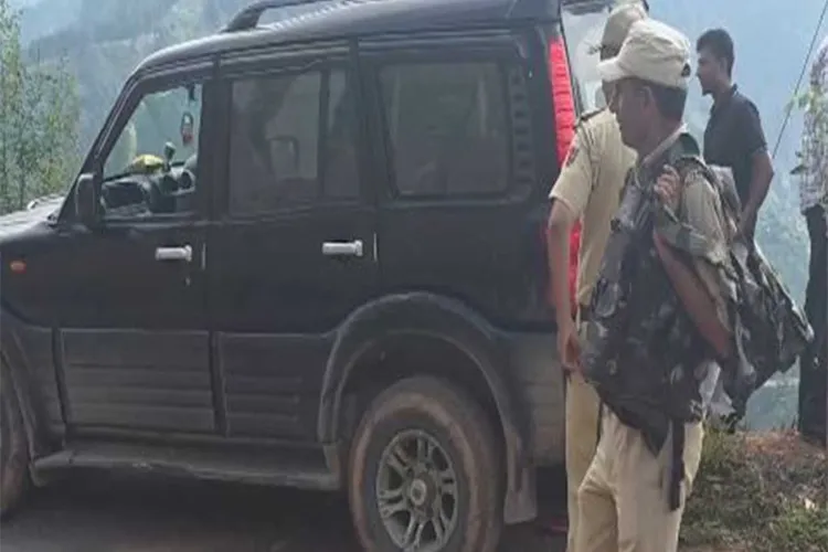 رام بن میں پولیس چیک پوسٹ سے گاڑی فرار، ہائی الرٹ