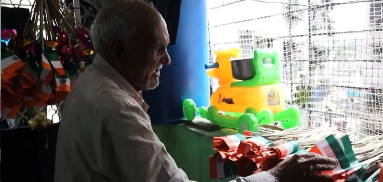 نہ ہندو نہ مسلمان۔ صرف ہندوستانی۔ شیخ خاندان کی 52 سالہ ترنگا روایت