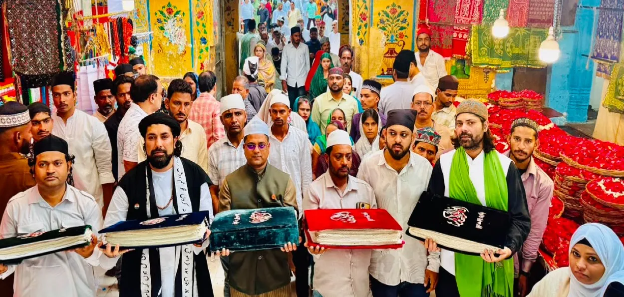 ین الاقوامی صوفی رنگ فیسٹیول کا شاندار آغاز، 50 ہزار سے زائد عقیدت مندوں کی شرکت