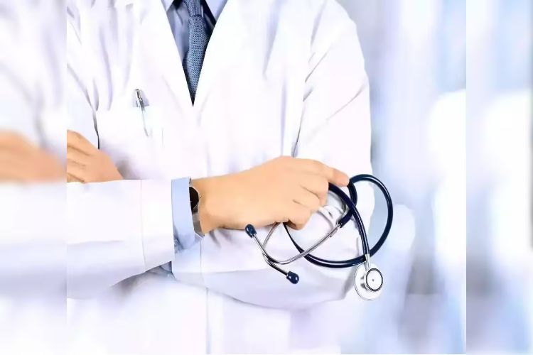 مدھیہ پردیش کے ڈاکٹر جوڑے کی سکل سیل بیماری کی جانچ کا سستا نظام، ہارورڈ کی کتاب میں ذکر