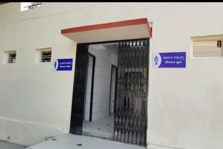 گجرات کے 56 بس اسٹیشنوں پر بیت الخلا جدید بنائے جائیں گے