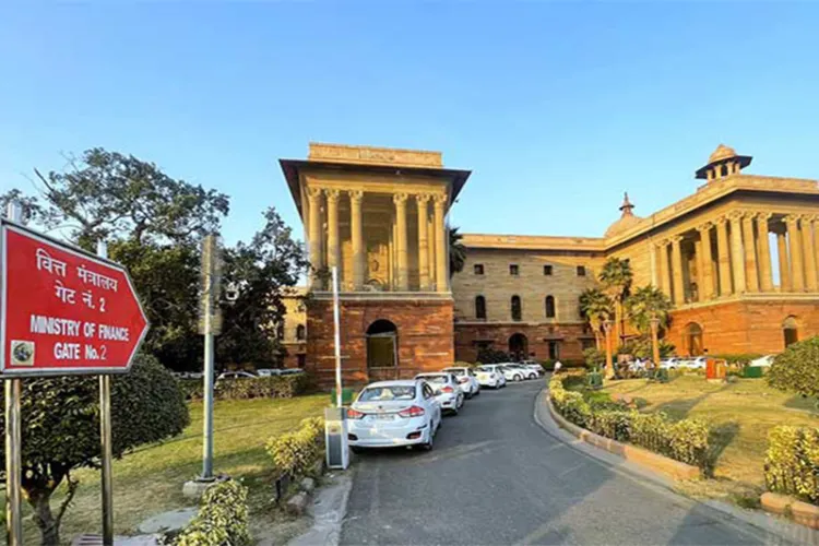 بڑے ٹیکس اصلاحات کی تیاری، گرفتاری کی شق ختم ہونے کا امکان