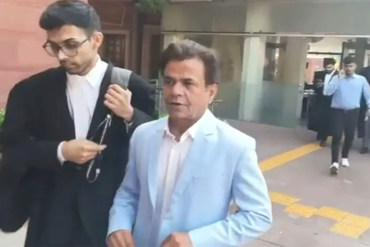 راج پال یادو سپریم کورٹ میں پیش، 2 کروڑ جمع کرانے کا حکم