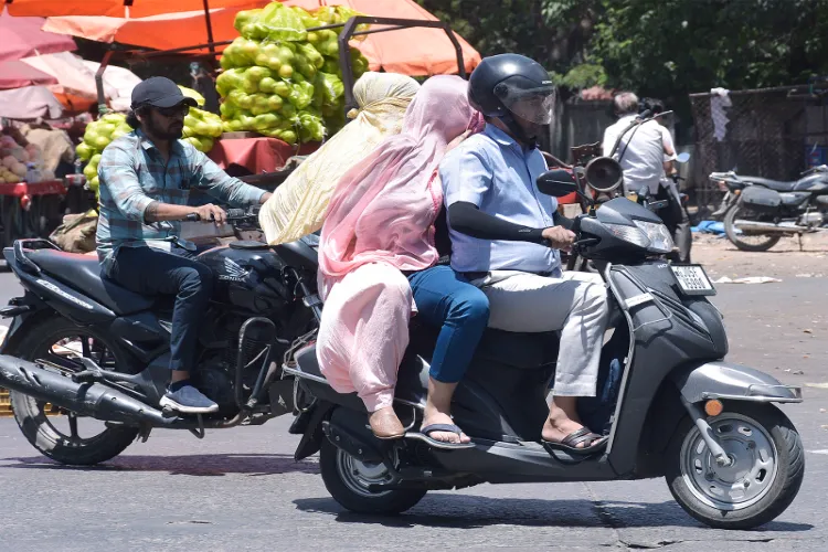 ستمبر کی سہ ماہی میں دو پہیہ گاڑیاں بنانے والی کمپنیوں کی آمدنی میں سب سے زیادہ اضافے کی توقع