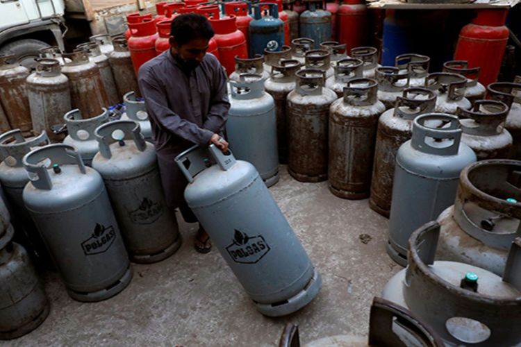 پاکستان: ایل پی جی کی قیمت 750 روپے فی کلو تک پہنچ گئی