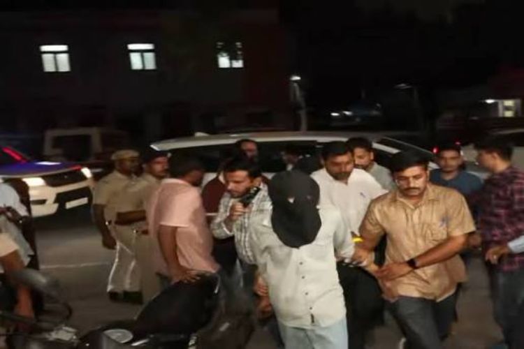 ٹائیگر شرف معاملہ: ملزمین کا ہوٹل کا کمرہ سیل 