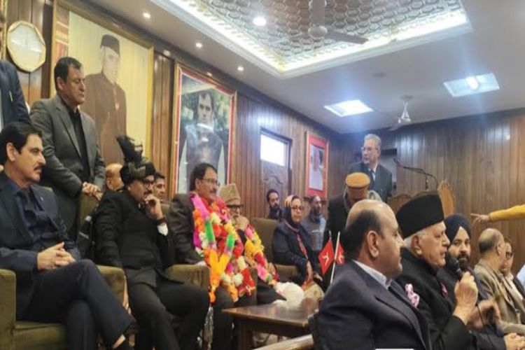 عمر عبداللہ کی قیادت والی وزارتی کونسل میں توسیع