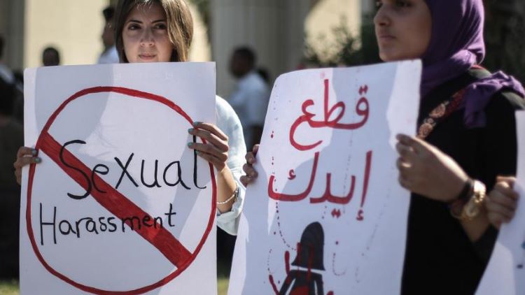 خلیج کی خواتین بھی اب چپ نہیں رہینگی
