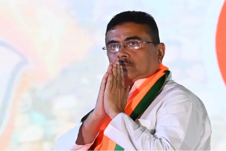 وزیر اعلی سویندو ادھیکاری گورنر سے ملنے لوک بھون پہنچے